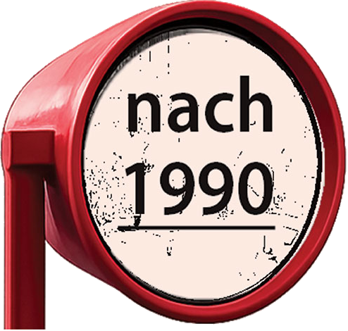 Rotes Sehrohr mit der Aufschrift „nach 1990“